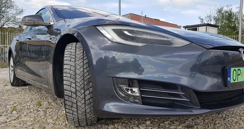 Tesla Model S cena 128700 przebieg: 125209, rok produkcji 2018 z Hrubieszów małe 379